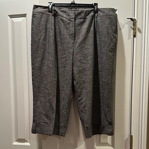 Womens Gray capri Pants
